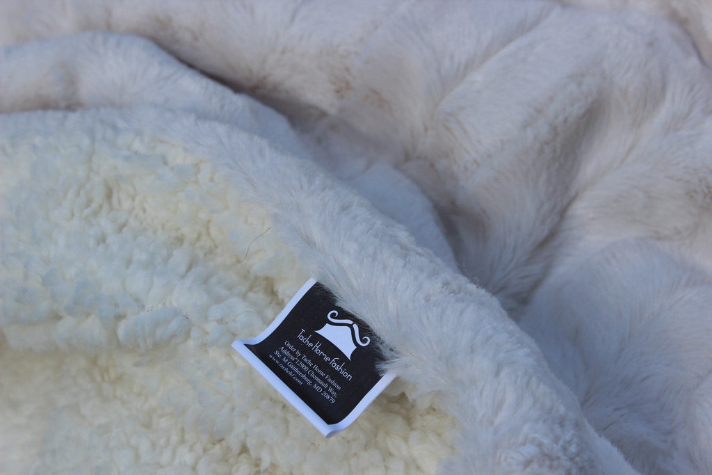 Ivory Faux Fur Sherpa Throw Blanket – Ultra Soft & Cozy